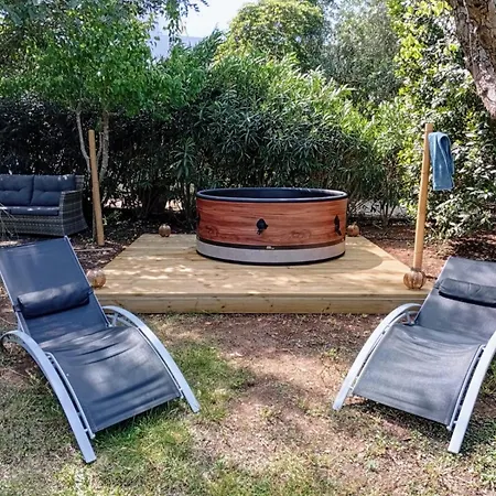 Le Vele Bed and Breakfast Maruggio
